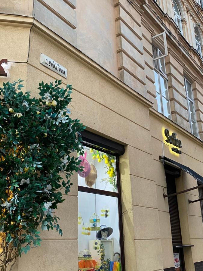 Квартира У Львові На Вулиці Лесі Українки 19 Esterno foto